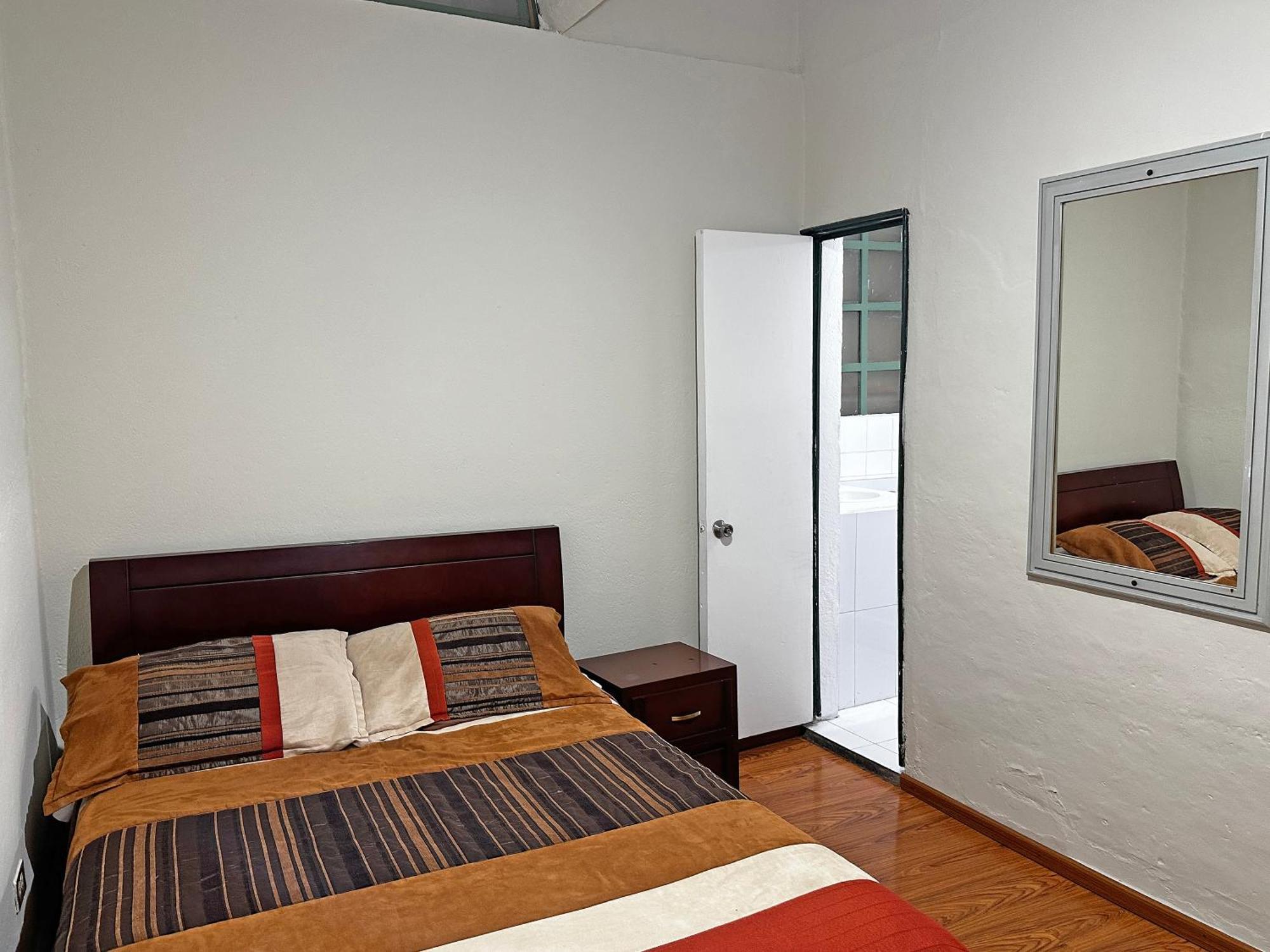 Hostal Latina Cuenca Exterior photo